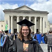 Native English speaker with a degree in Spanish, German and French. I give personalised language lessons.